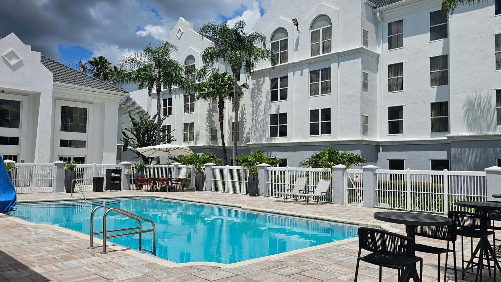 Montreal Suites Orlando Luaran gambar